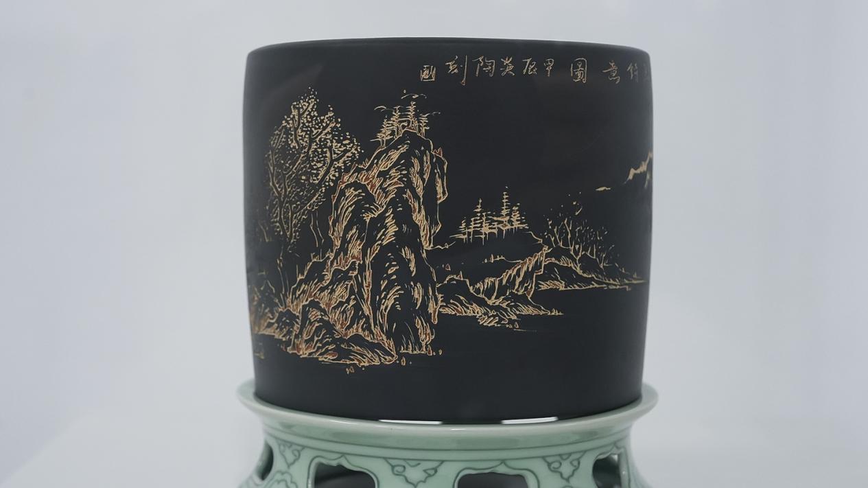 四川自贡：荣县陶展新春受热捧 文化传承再启新篇(图2)