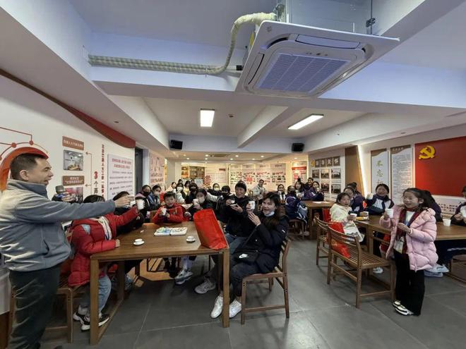 赏非遗品茶香榕台青少年相聚晋jbo竞博网址安(图5)