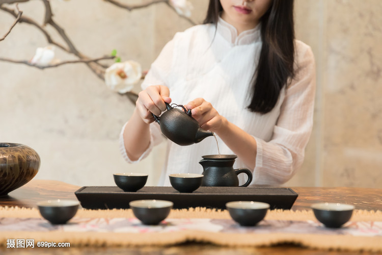 jbo竞博APP西双版纳：笙歌起舞庆佳节万众共度“拉祜扩”