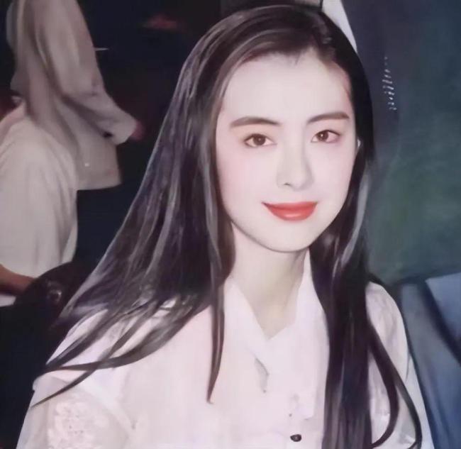年近六旬的王祖贤竟以这种方式“复出”(图3)