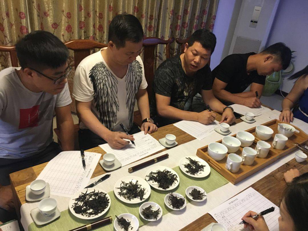 茶馆经营十年第一课：做好随时倒闭的准备(图3)