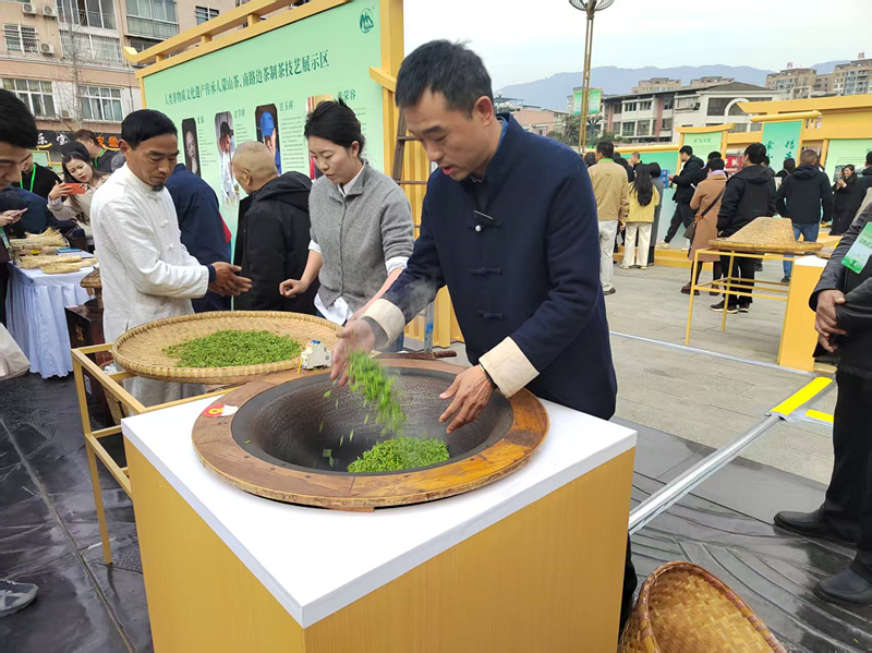 春暖雅州 茶香蒙顶2025年蒙顶山茶商大会在雅安市名山区举行(图5)
