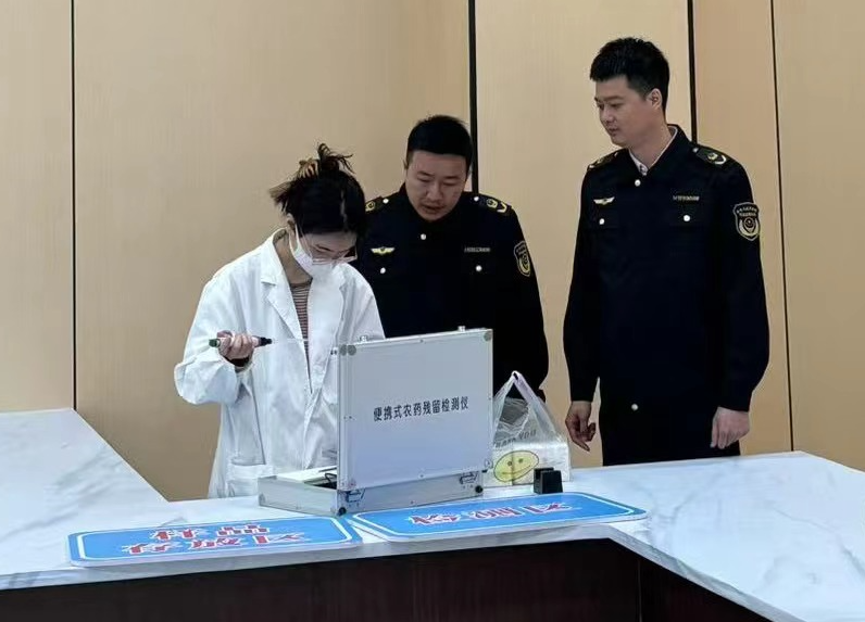 江西省遂川县市场监管局“三聚焦”护航茶叶市场新启(图1)