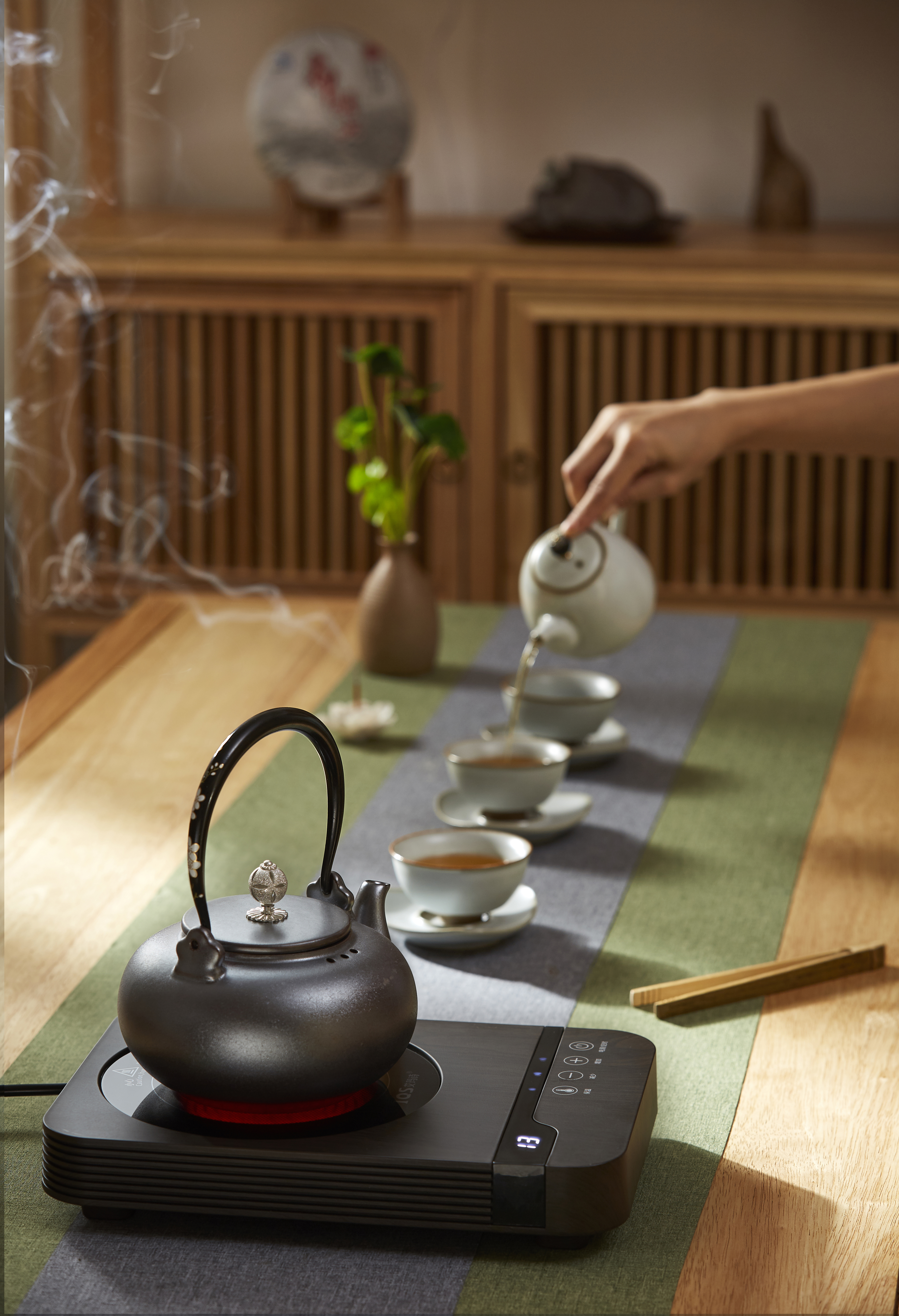 老字号传承人林丽娟：诗情画意品茶韵刚柔并济做企业
