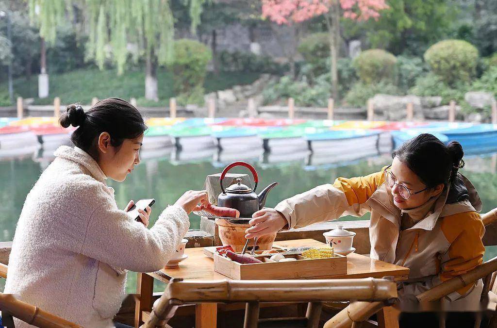 “天价”与“薄利”揭秘明前西湖龙井生意｜一线(图9)