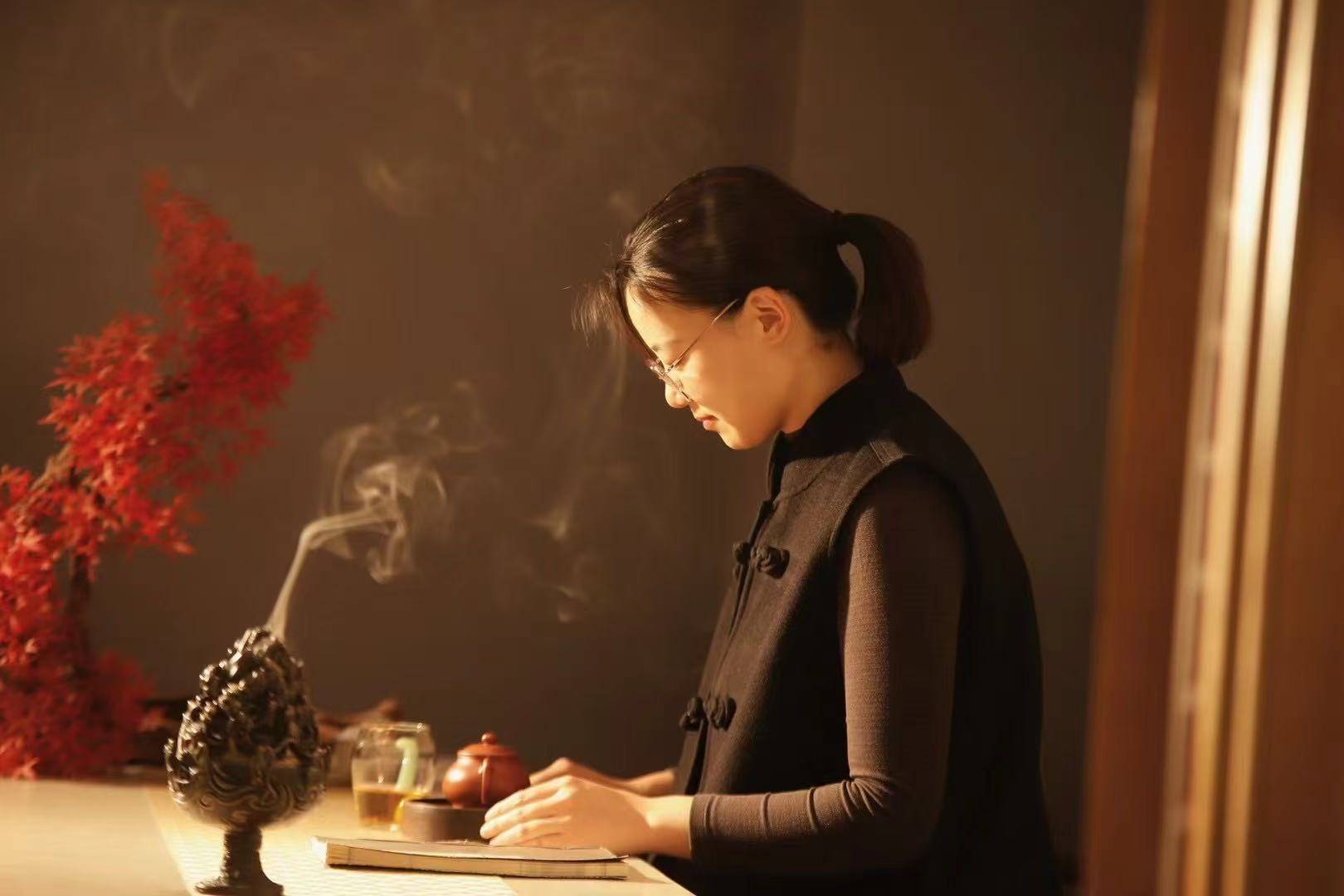 杜舒宸（杜红梅）——当代茶文化的杰出代表以其广泛的社会贡献赢得了业界的广泛赞誉和社会的普遍认可(图3)