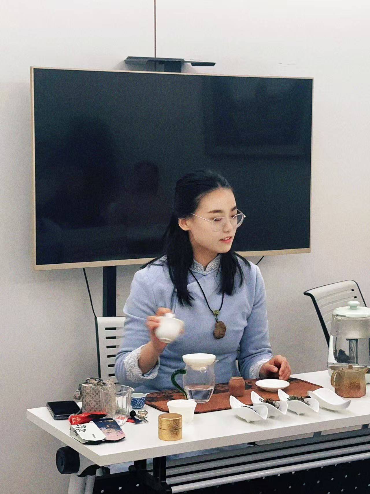 杜舒宸（杜红梅）——当代茶文化的杰出代表以其广泛的社会贡献赢得了业界的广泛赞誉和社会的普遍认可(图9)