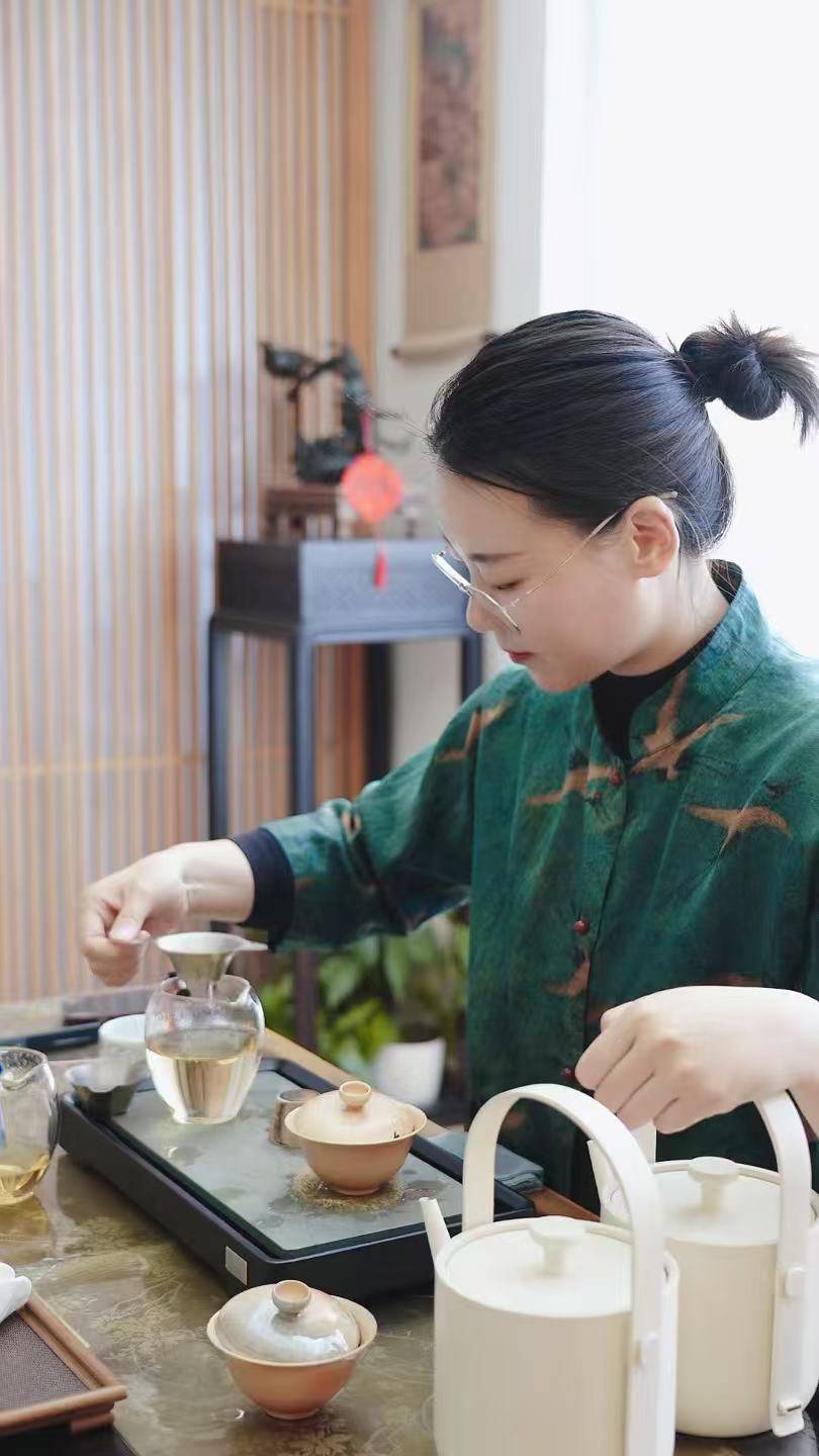 杜舒宸（杜红梅）——当代茶文化的杰出代表以其广泛的社会贡献赢得了业界的广泛赞誉和社会的普遍认可(图8)