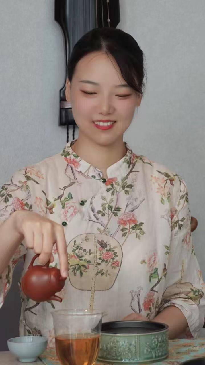 杜舒宸（杜红梅）——当代茶文化的杰出代表以其广泛的社会贡献赢得了业界的广泛赞誉和社会的普遍认可(图10)