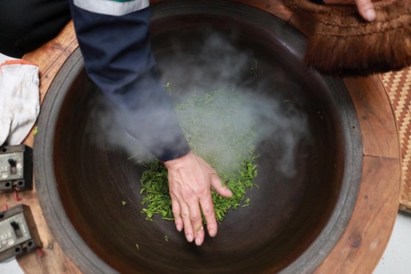 重庆綦江：电“靓”非遗 茶香四溢(图3)