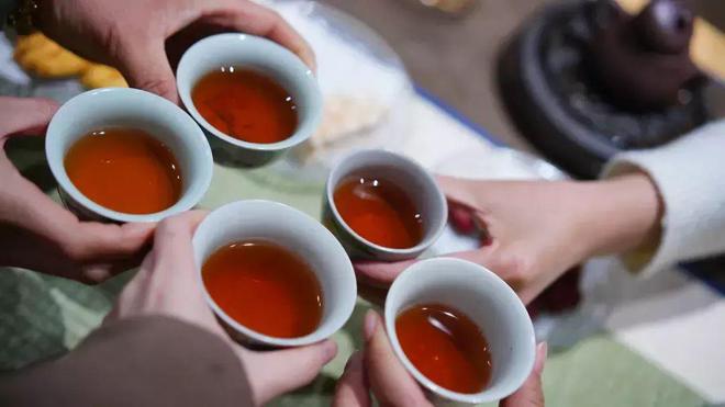 助业者jbo竞博平台说｜创述：一壶茶“激活”基因“蛰伏”七年她终成茶事(图3)