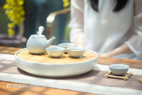 jbo竞博平台开办茶道课堂讲授礼仪文化