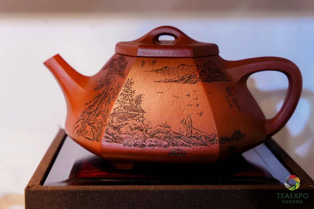 华巨臣第15届武汉茶博会首日现场直击jbo竞博登录(图4)