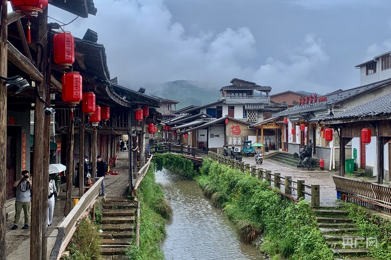 何以中国｜探访武jbo竞博APP夷山下梅村的振兴故事(图1)