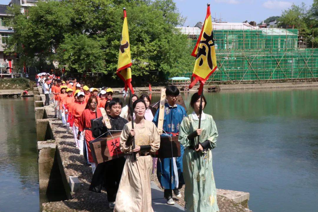 “瓷茶相伴·漫走千年茶道”活动启动(图2)
