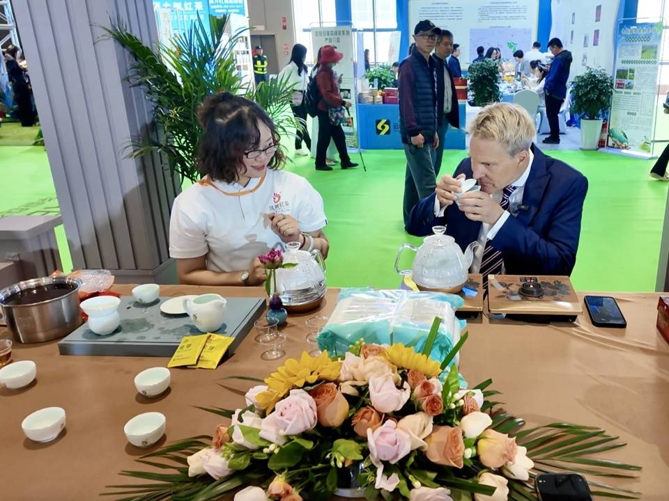 创新之风吹荡茶香——从云茶博览会看云南茶产业新变(图3)