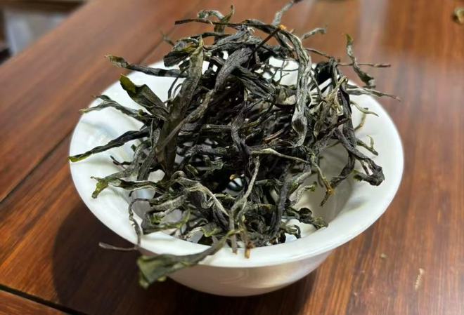 春茶季一过：贵茶按泡卖(图3)